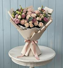 Букет цветов из:  Розы и Лизиантусы в Гусевский