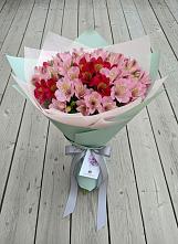 Букет цветов из:  Альстромерии в Гусевский