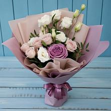 Букет цветов из:  Розы и Лизиантусы #REPLACE_PRED# Гусевский