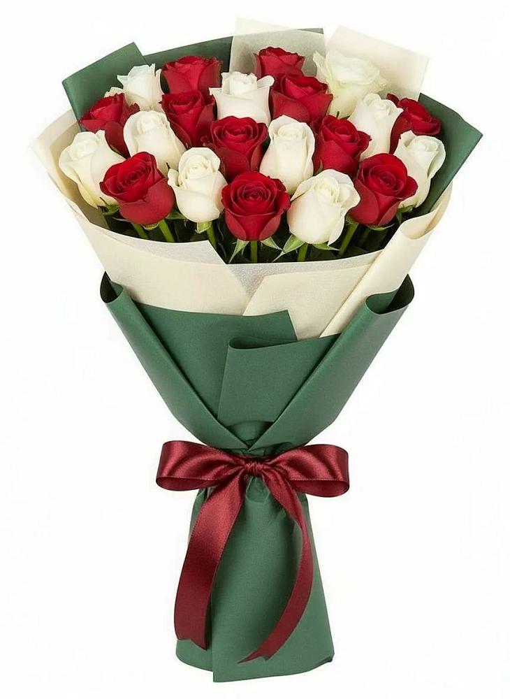 Букет Микс из красных и белых роз в Гусевский