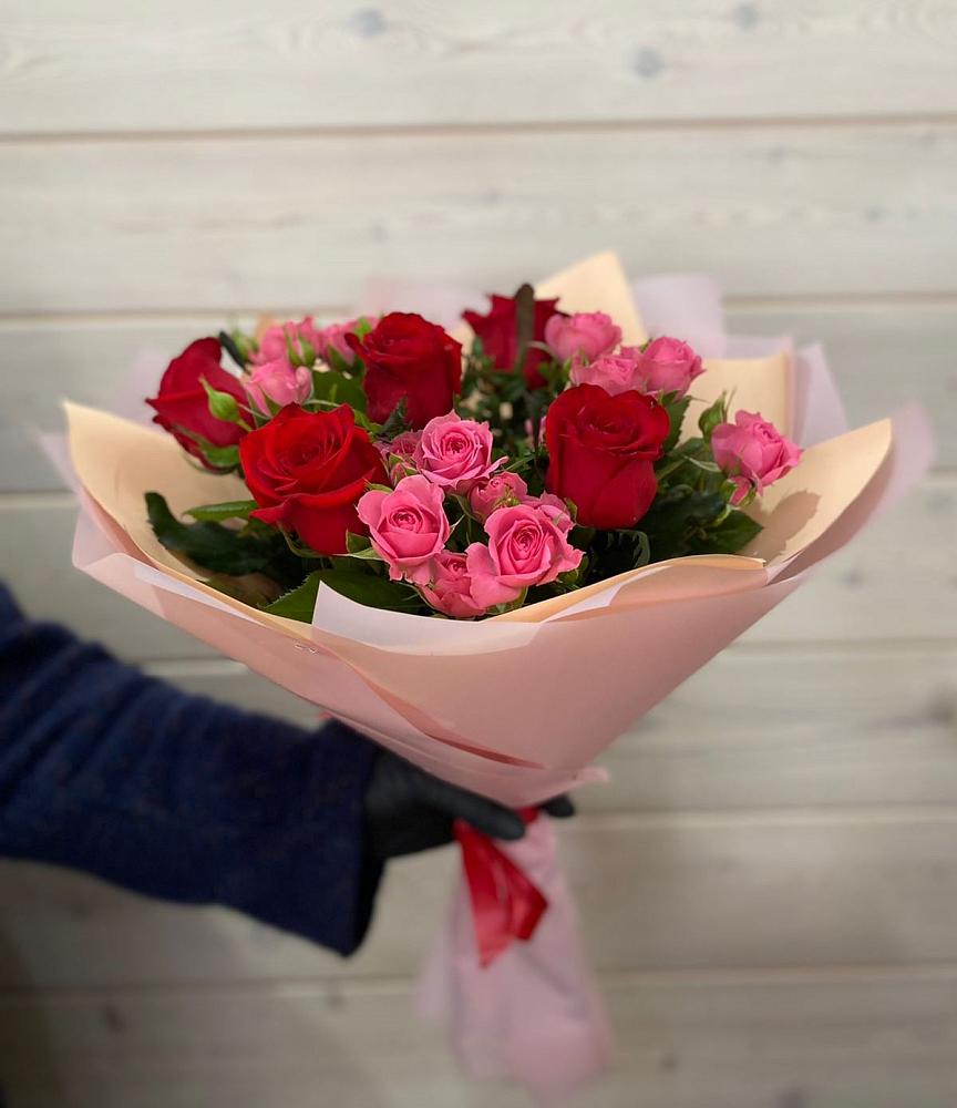 Букет цветов из: Розы в Гусевский