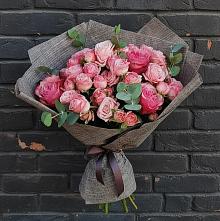 Букет цветов из:  Розы #REPLACE_PRED# Гусевский