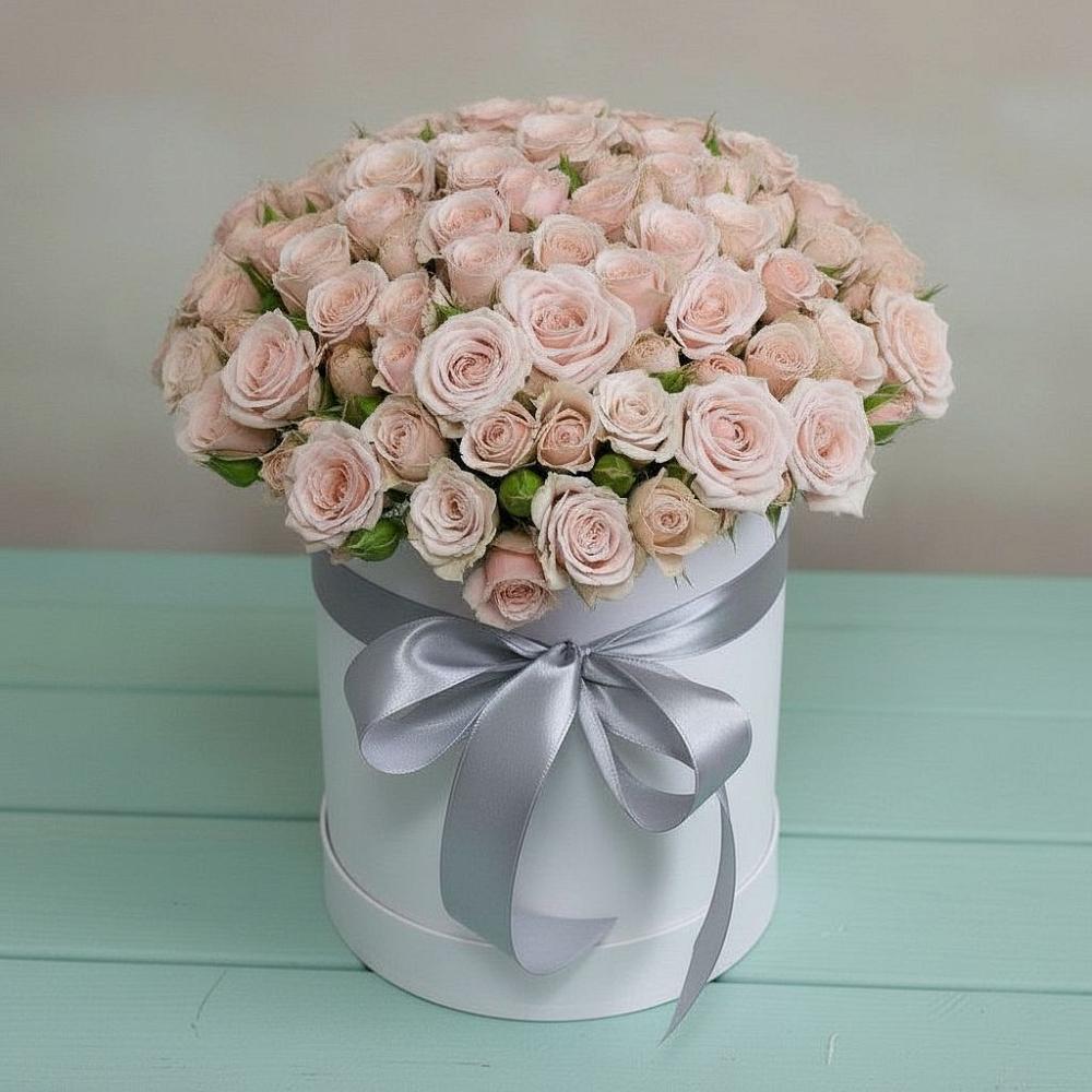 Цветочная композиция из Розы в шляпной коробке в Гусевский